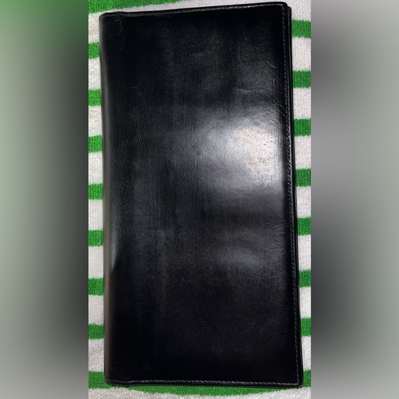 Gucci Black Leather Passport Wallet - Picture 3 of 8